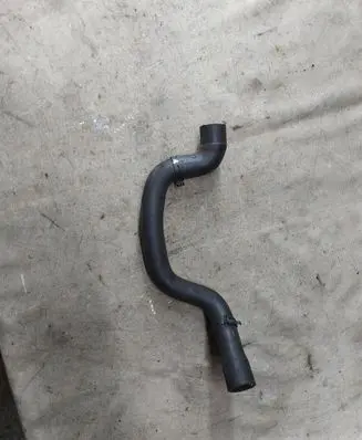 Volkswagen Touran I Engine coolant pipe/hose 1K0122101 KA4116113