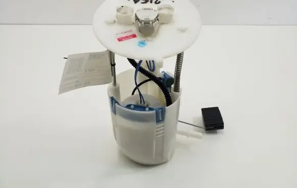 Lexus IS III XE30 In-tank fuel pump 7702053190