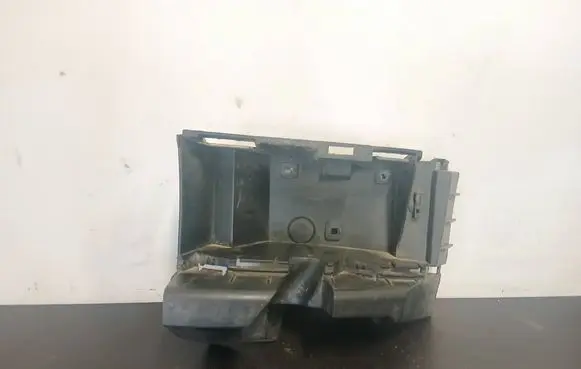 Volvo XC90 Rear bumper mounting bracket 08626960 1125