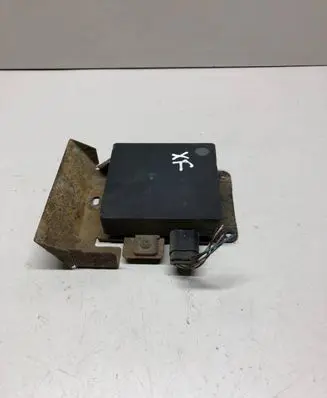 Jaguar XF Blind spot module 8X2314D453AK