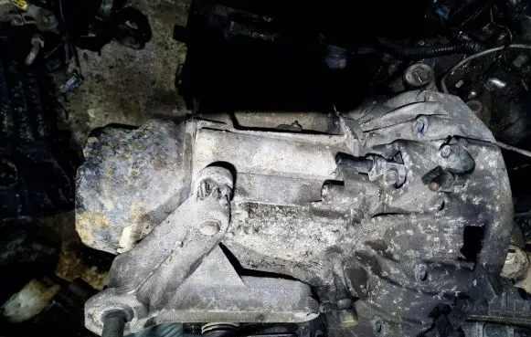 Renault Megane II Manual 5 speed gearbox JH3105