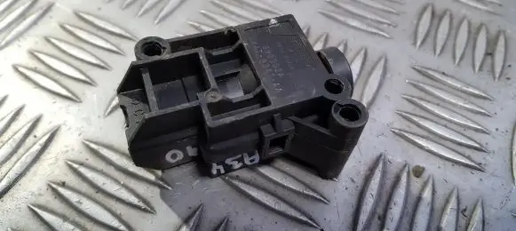 Ford Focus Fuel cut-off switch xw4t9341aa