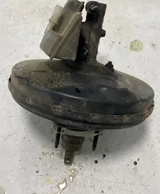Ford C-MAX I Brake booster 3M512B195AJ 03786436044 038636040705214