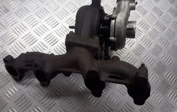 Audi A4 S4 B5 8D Turbo 028145702H