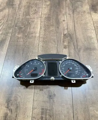 Audi Q7 4L Speedometer (instrument cluster)