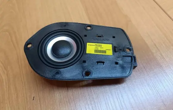 Volvo S80 Subwoofer speaker 08676894