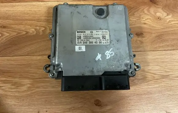 Mercedes-Benz B W245 Engine control unit/module A6409004900 0281018018