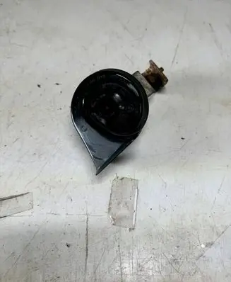 Volkswagen PASSAT B6 Horn signal 703881157