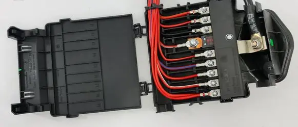 Porsche Cayman 987 Fuse module 99761030300