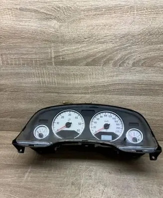 Opel Zafira A Speedometer (instrument cluster) 24461761JN 110080210