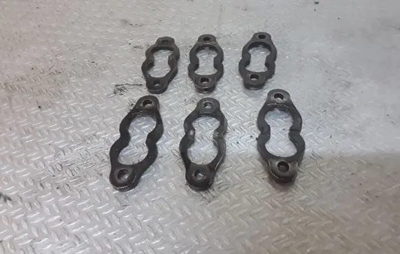 Audi A6 S6 C6 4F Fuel Injector clamp holder 