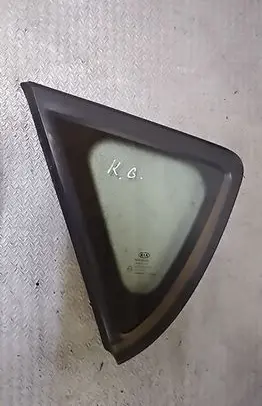 KIA Ceed Rear side window