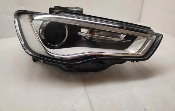 Audi A3 S3 8V Headlight/headlamp