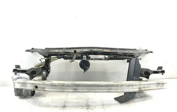 Renault Megane II Radiator support slam panel 8200137495 K4904