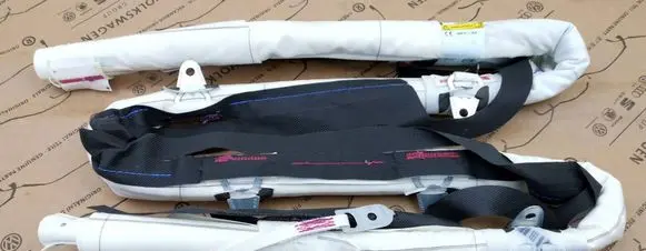 Roof airbag