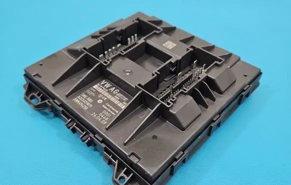 Seat Ibiza IV (6J,6P) Central body control module 5WK49425B IMPRK1554597