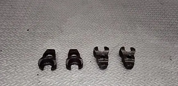 Ford Mondeo MK IV Fuel Injector clamp holder 