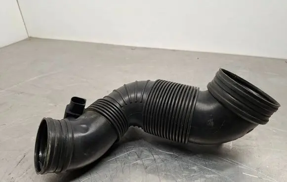 Volkswagen Golf VI Turbo air intake inlet pipe/hose 3C0129654AH 5N0906391
