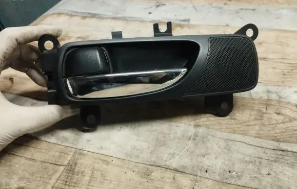 Lexus IS 220D-250-350 Rear door interior handle 6774053010