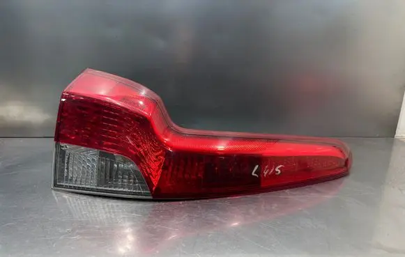 Volvo V50 Rear/tail lights 30744541 P1007V50SX 27160102