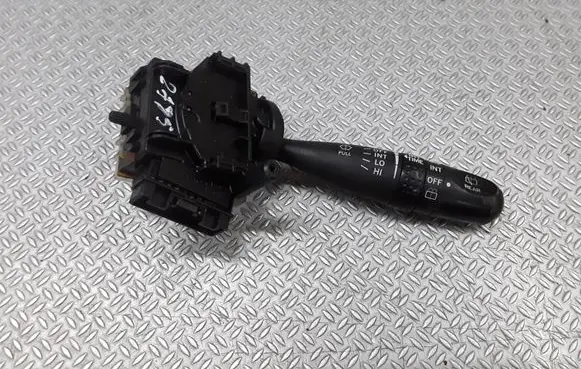 Toyota Corolla E120 E130 Wiper control stalk 173738