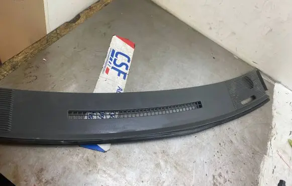 Dodge Caliber Dashboard center trim panel 0ZV92XDHAC