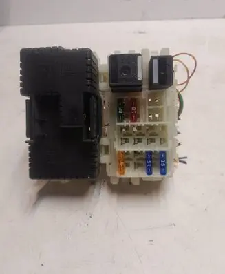 Ford Mondeo MK IV Fuse module