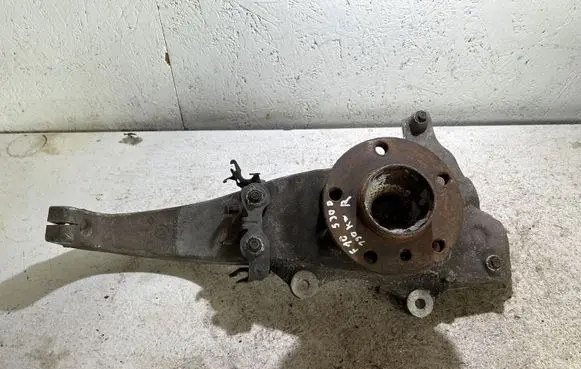 BMW 5 F10 F11 Front wheel hub