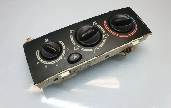 Renault Scenic I Climate control unit 651942P 100885
