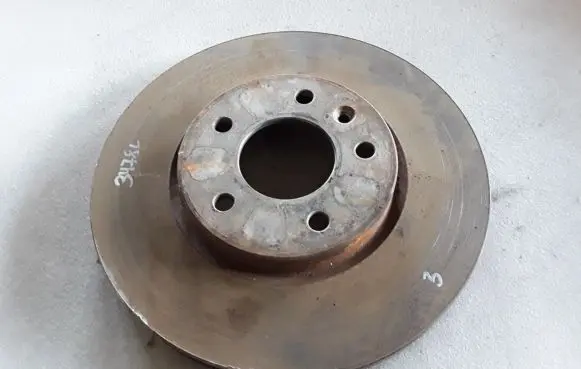 Chevrolet Orlando Front brake disc 13502052