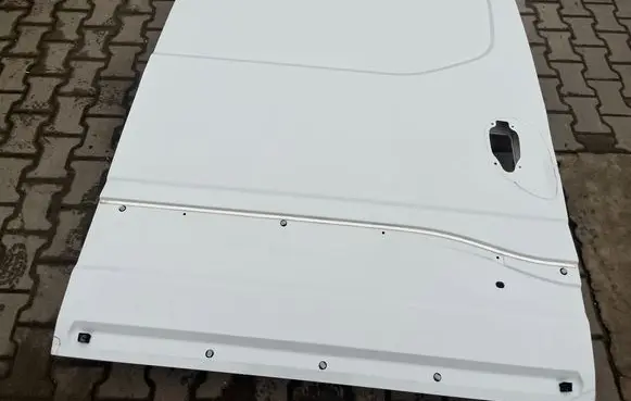 Iveco Daily 6th gen Side sliding door 