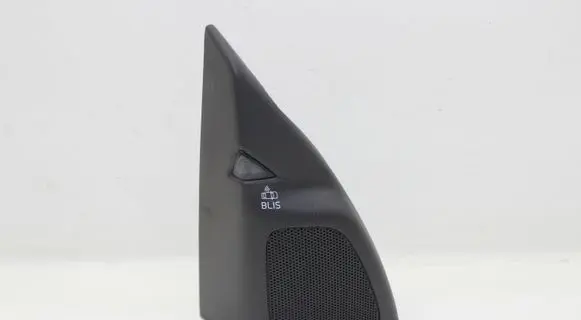 Volvo V60 Front door high frequency speaker 8635795