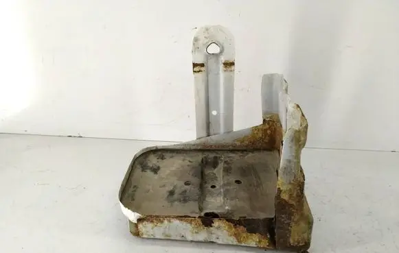 Battery box tray