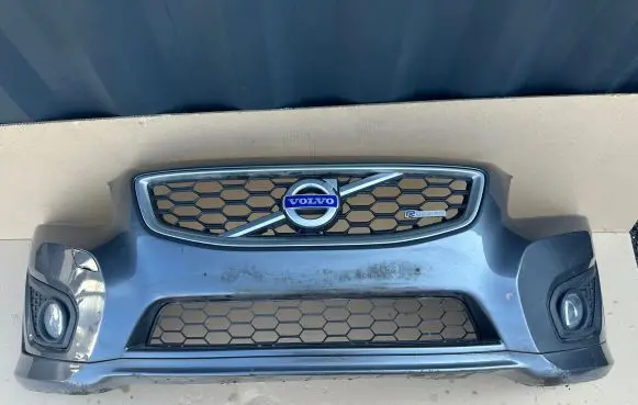 Volvo C30 Front bumper 31214635 BP8BB