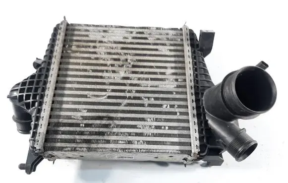 Audi Q7 4M Intercooler radiator 4M0145803AH