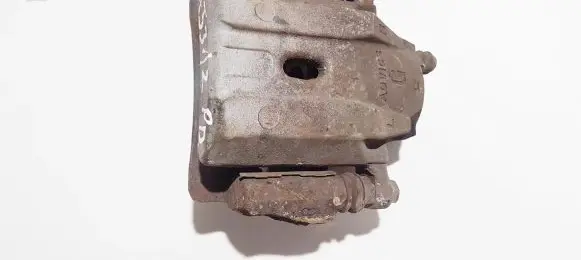Toyota Prius (XW20) Front brake caliper