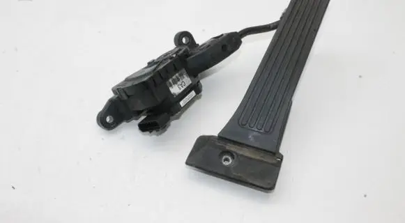 Hyundai ix35 Accelerator throttle pedal