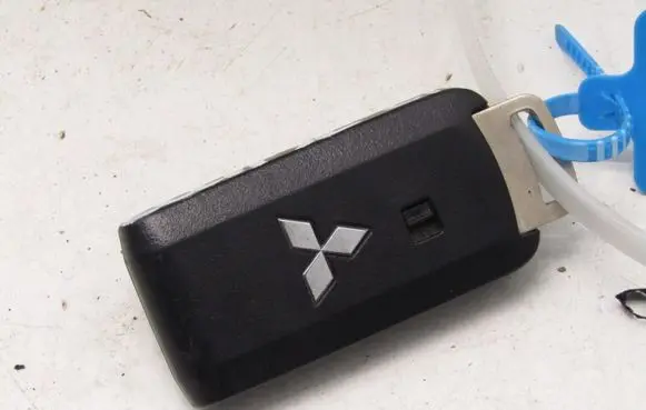 Mitsubishi Eclipse Cross Ignition key/card 