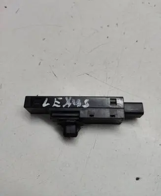 Lexus IS 220D-250-350 Aerial antenna amplifier 627020 D682204