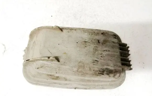 Volkswagen II LT Headlight/headlamp dust cover 