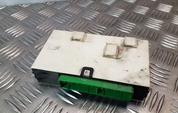 Volvo S70 V70 V70 XC Alarm control unit/module 9459075 MB2323008272