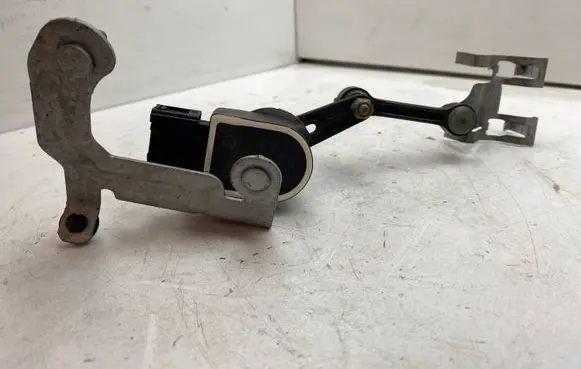 Mercedes-Benz GLC X253 C253 Headlight/headlamp level sensor A0009053704 A2139051902