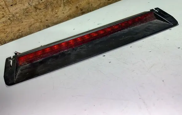 Volkswagen Jetta V Third/center stoplight 1K5945097