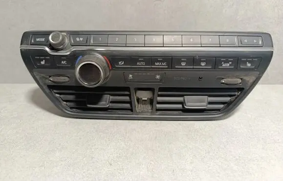 BMW i3 Climate control unit 9379121 3729926538 5HB01123007