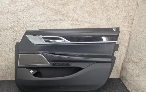 BMW 7 G11 G12 Front door card panel trim