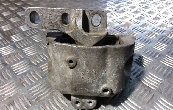Volkswagen Golf IV Engine mount bracket 1J0199262BF