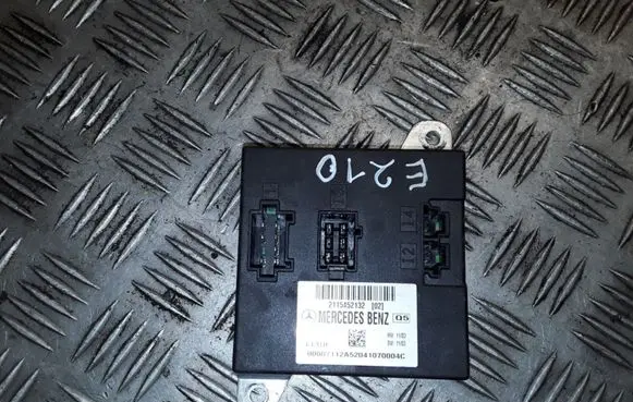 Mercedes-Benz E W211 Comfort/convenience module 2115452132