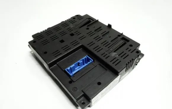 Fiat Bravo Bluetooth control unit module 51826504 E24031261 6V8JXTM28