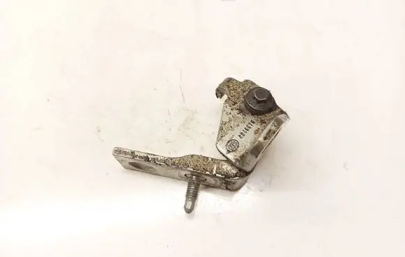 Ford Mondeo MK IV Rear door lower hinge 