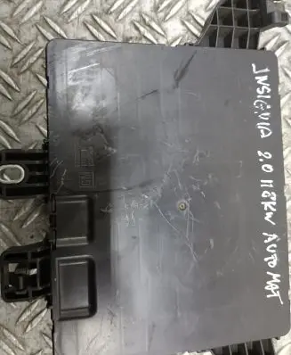 Opel Insignia A Fuse box set